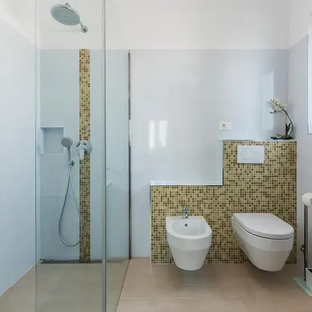 Vanesa With Private Pool Nearby Porec *